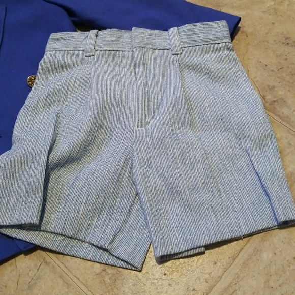 Adorable Outfit - Picture 3 of 4